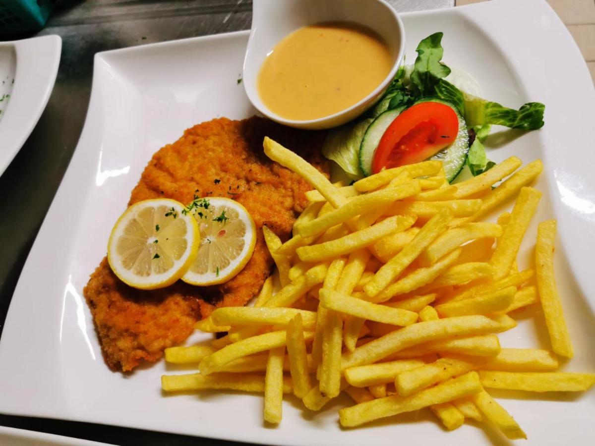 Hotel Restaurant Borchard Lubbecke Bagian luar foto